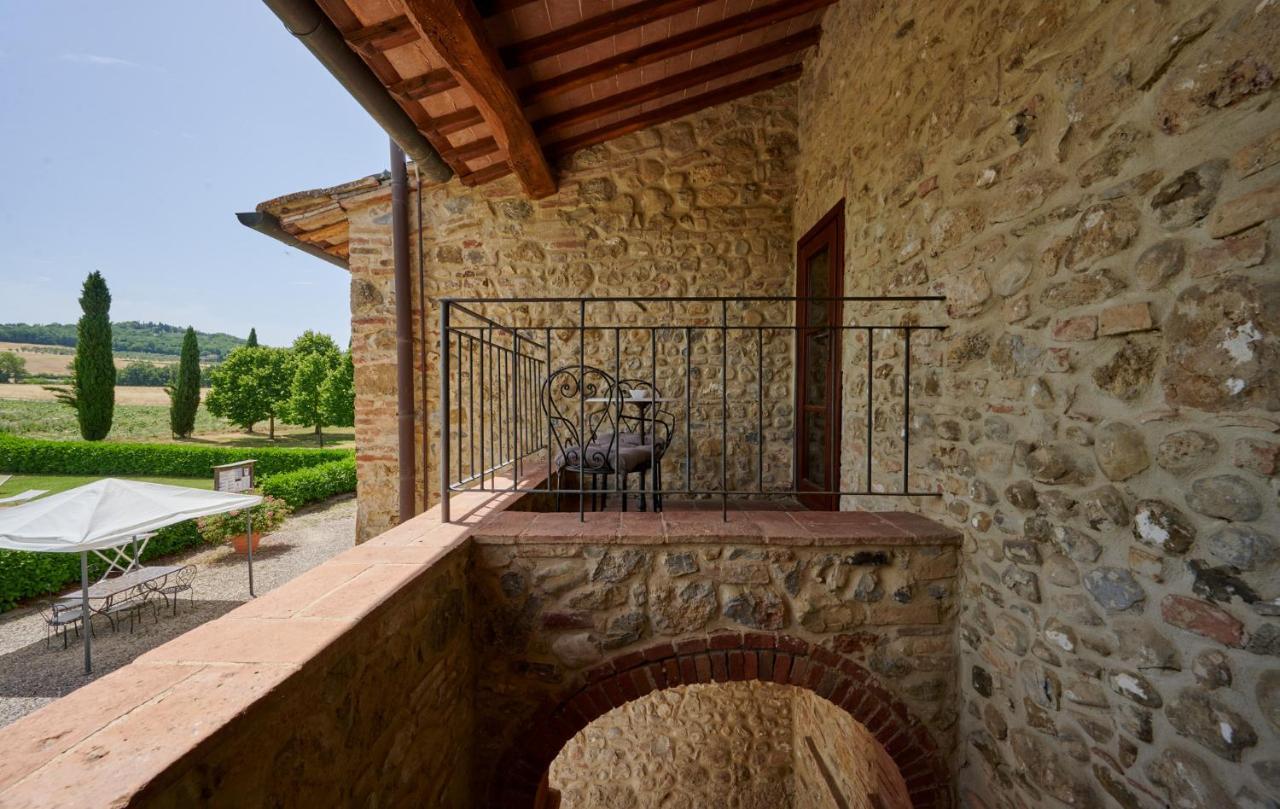 Agriturismo La Peschiera Casole dʼElsa Kültér fotó