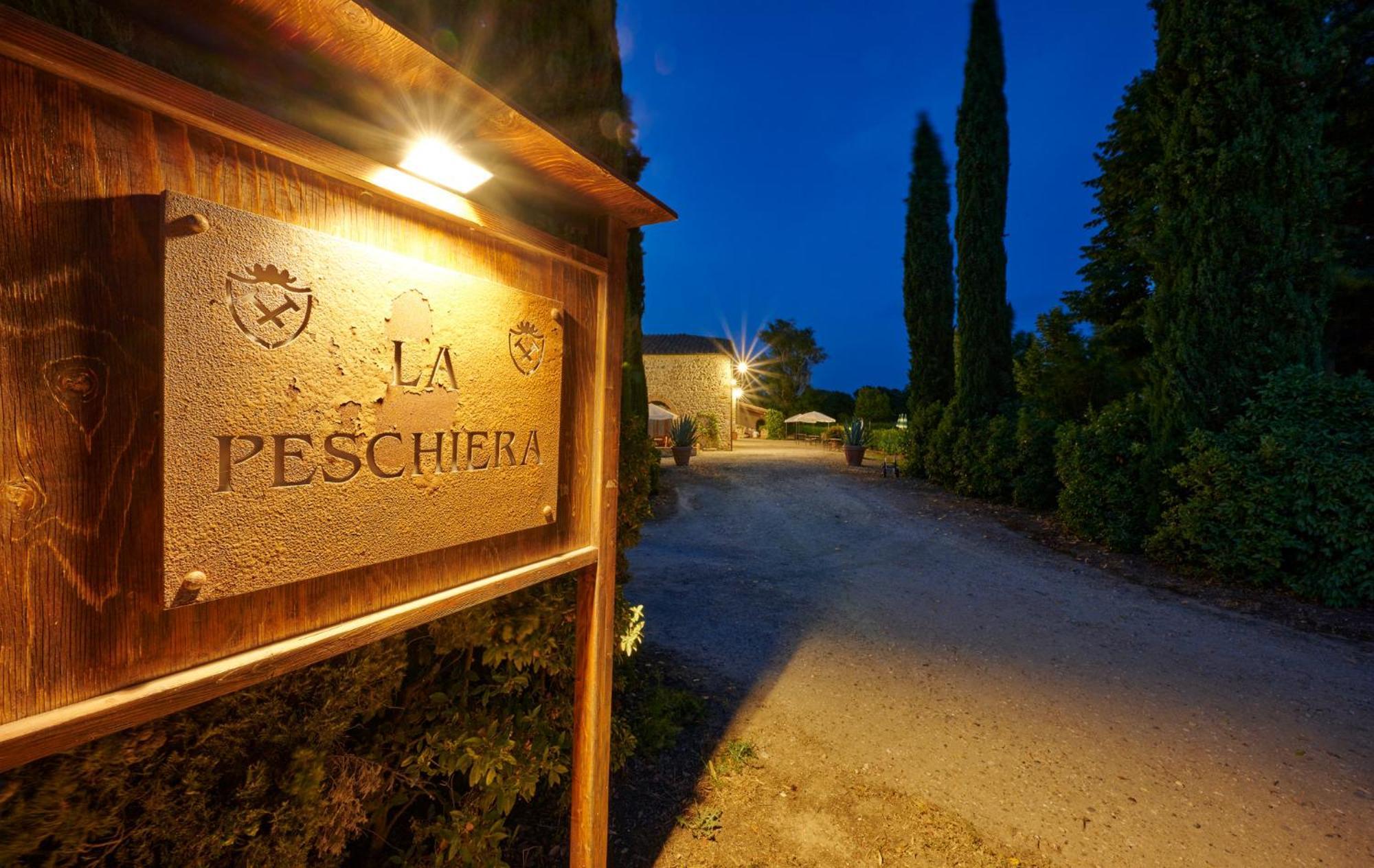 Agriturismo La Peschiera Casole dʼElsa Kültér fotó