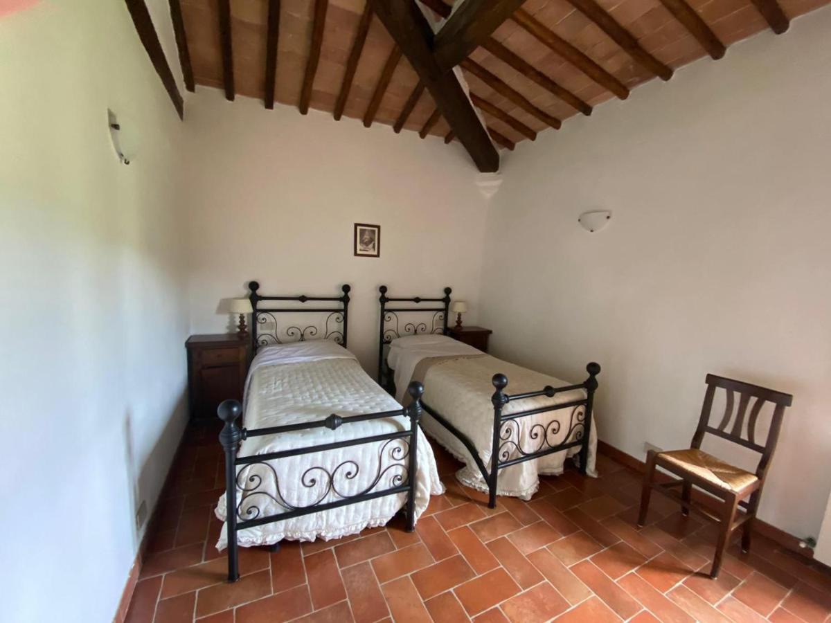 Agriturismo La Peschiera Casole dʼElsa Kültér fotó